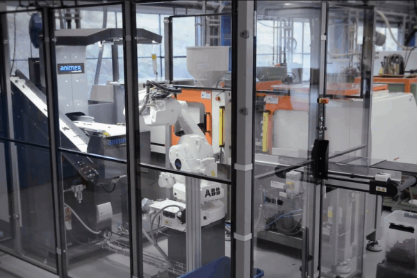 Plastic Molding Station